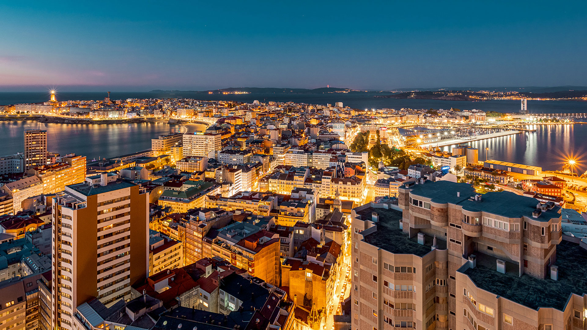 Vistas de la ciudad de noche