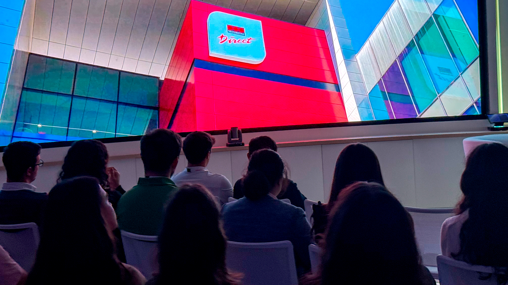 Visita al SEC de los alumnos de las Becas Verisure de Securitas Direct | © Securitas Direct