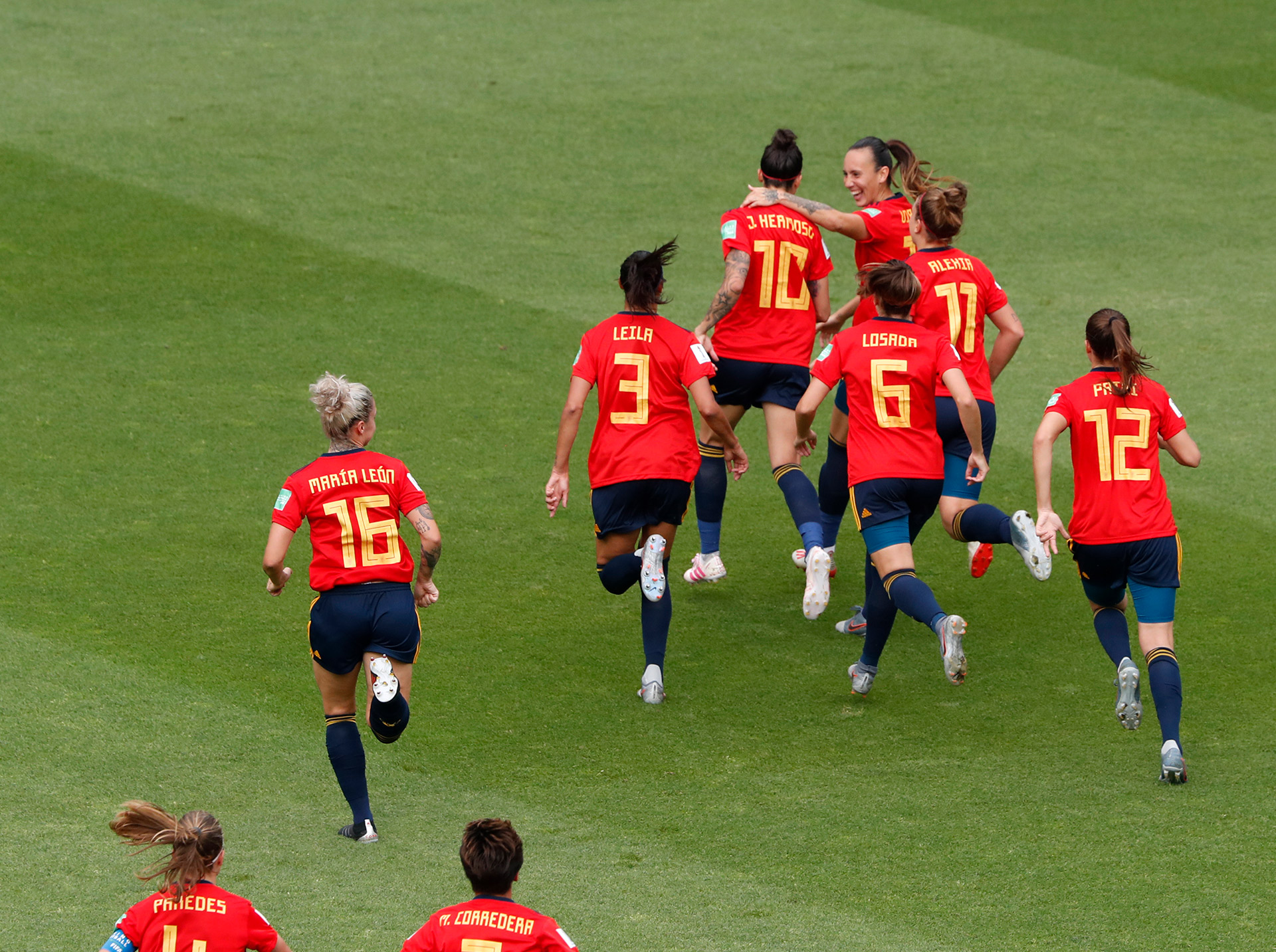 La selección española celebra un gol de Jennifer Hermoso durante el Mundial de Francia 2019 | Thibault Camus/GTRES
