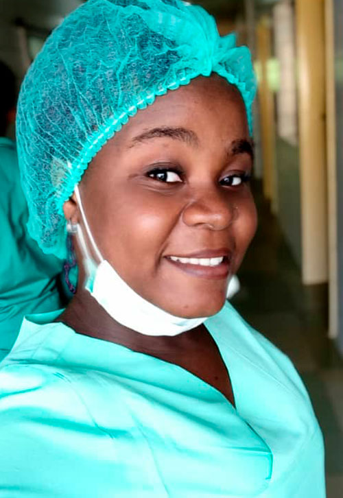 Rosalie Sessi, enfermera en la Polichinelle Wossinu y Gbogbo de Lomé, la capital de Togo