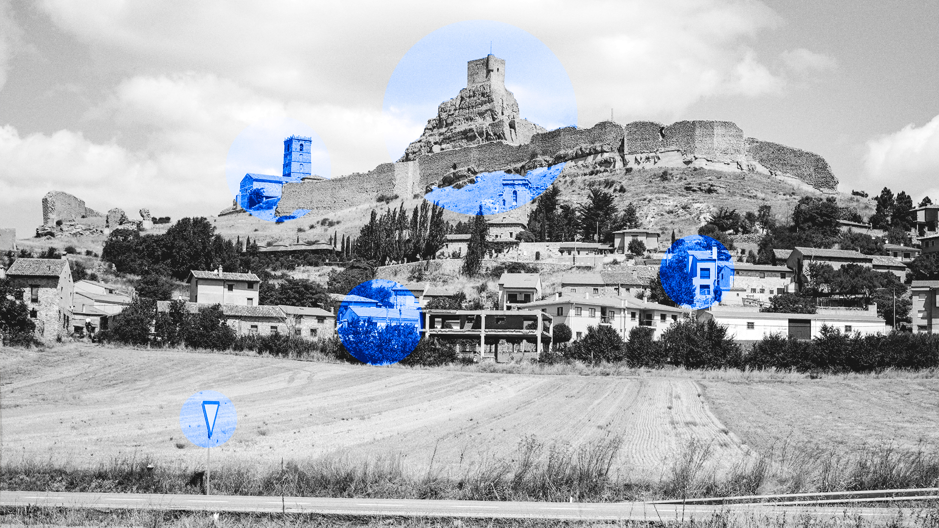 Vista de Atienza, un pequeño pueblo en la provincia de Guadalajara, España