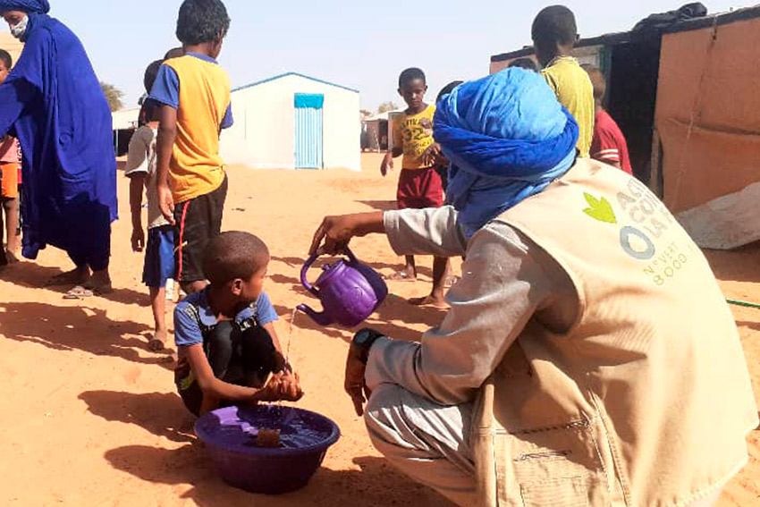 Jornadas sobre la importancia de las medidas de higiene para prevenir enfermedades en el campamento para población refugiada y desplazada de M'bera (Mauritania)