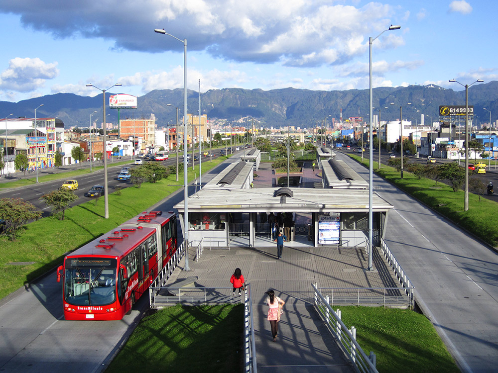 Autobús Transmilenio de la ciudad de Bogotá en Colombia