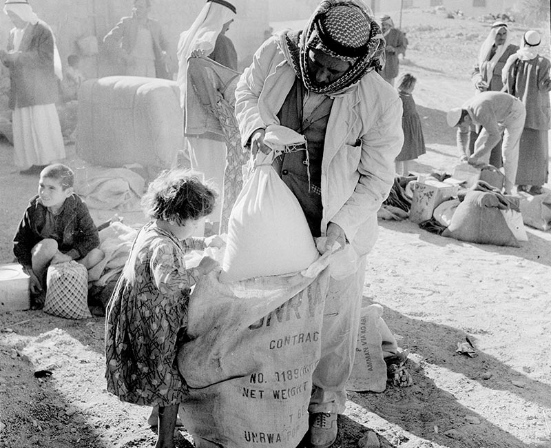 1950 - UNRWA comienza sus operaciones